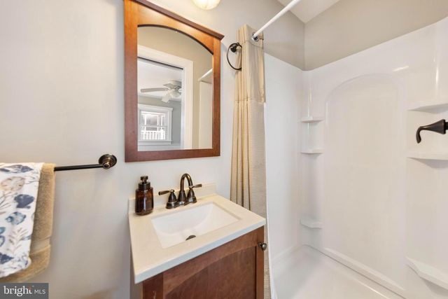 340 KENTFORD AVE, Beach Haven, NJ 08008
