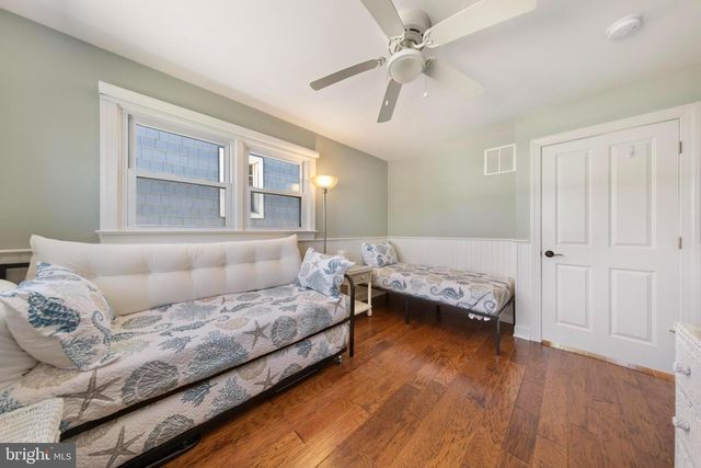 340 KENTFORD AVE, Beach Haven, NJ 08008