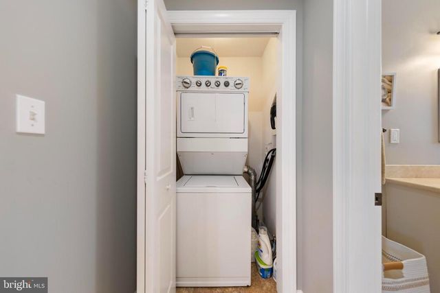 340 KENTFORD AVE, Beach Haven, NJ 08008