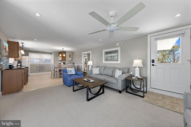 340 KENTFORD AVE, Beach Haven, NJ 08008