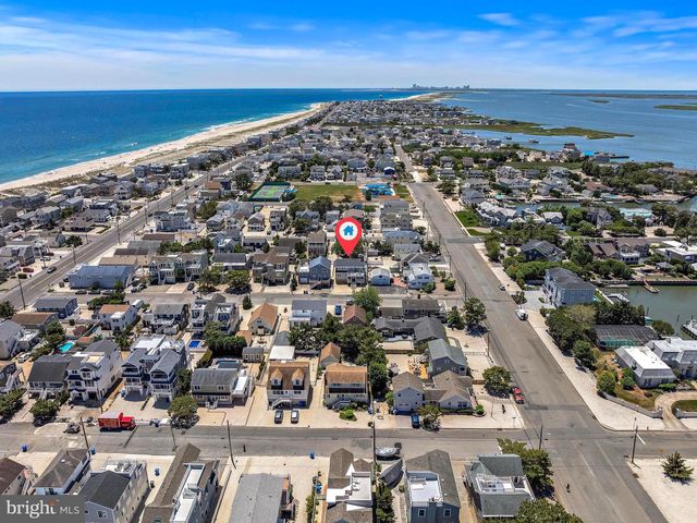 340 KENTFORD AVE, Beach Haven, NJ 08008