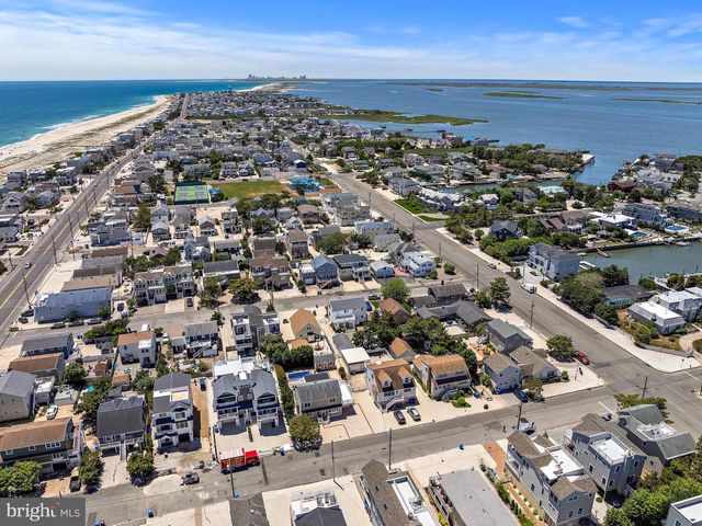 340 KENTFORD AVE, Beach Haven, NJ 08008