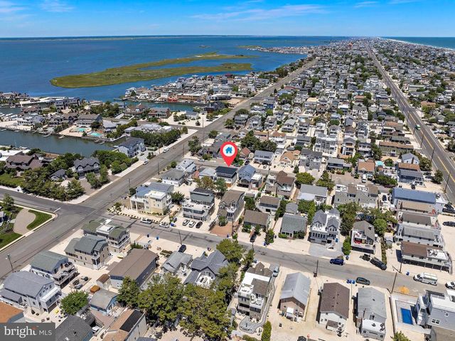 340 KENTFORD AVE, Beach Haven, NJ 08008