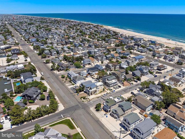340 KENTFORD AVE, Beach Haven, NJ 08008