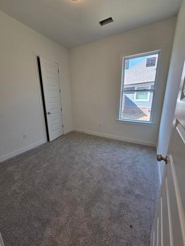 125 LIVE OAK CV, Oakland, TN 38060