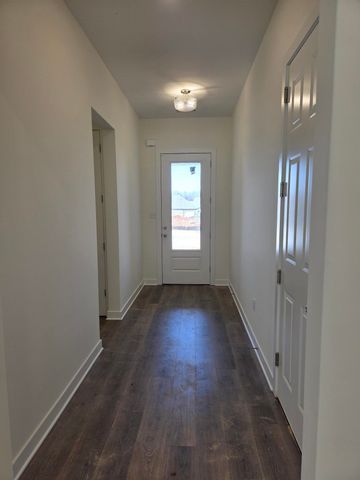 125 LIVE OAK CV, Oakland, TN 38060