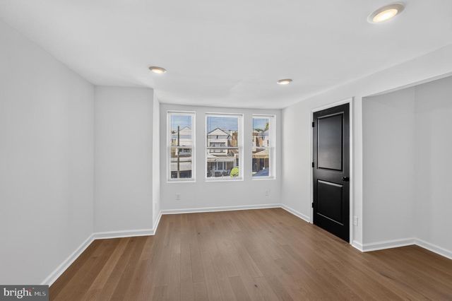729 WYNNEWOOD RD, Philadelphia, PA 19151
