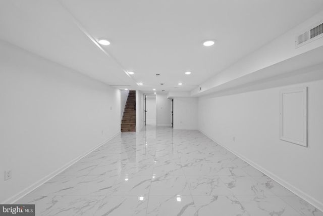 729 WYNNEWOOD RD, Philadelphia, PA 19151