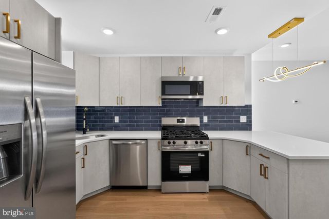 729 WYNNEWOOD RD, Philadelphia, PA 19151