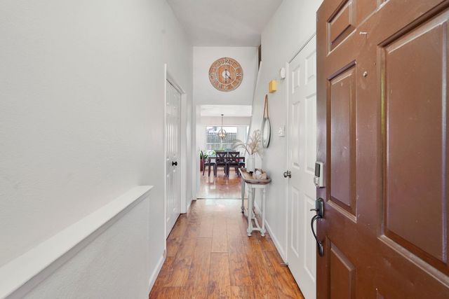 2185 Holder Ln, Tracy, CA 95377