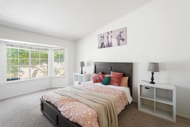 2185 Holder Ln, Tracy, CA 95377