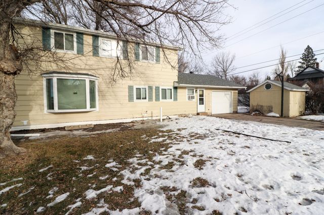 118 2nd Avenue NE, Mayville, ND 58257