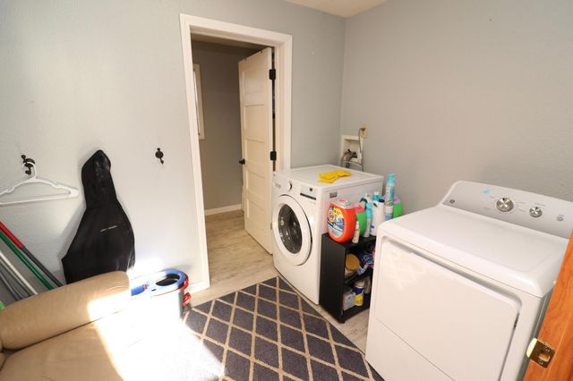 118 2nd Avenue NE, Mayville, ND 58257