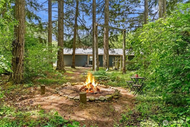 3428 Eagle Drive NE, Olympia, WA 98516