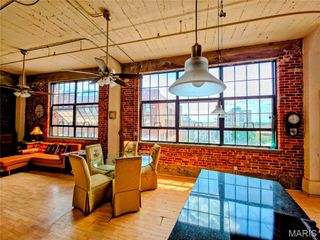 1611 Locust Street 701, St Louis, MO 63103