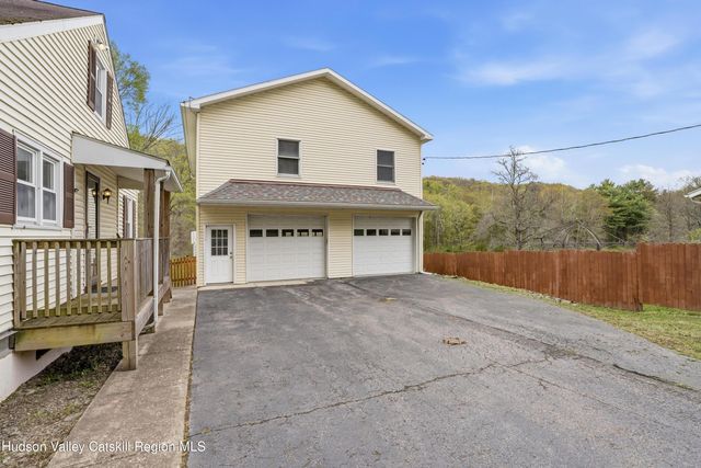 702 Rt 212, Saugerties, NY 12477