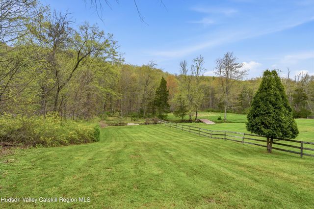 702 Rt 212, Saugerties, NY 12477
