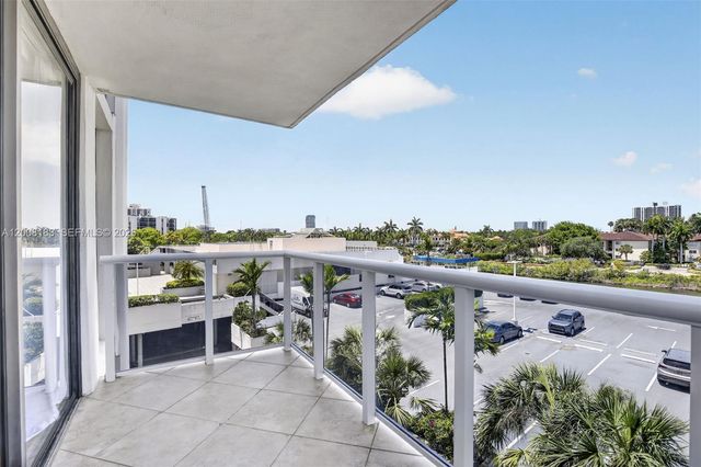 3675 N Country Club Drive 410, Aventura, FL 33180