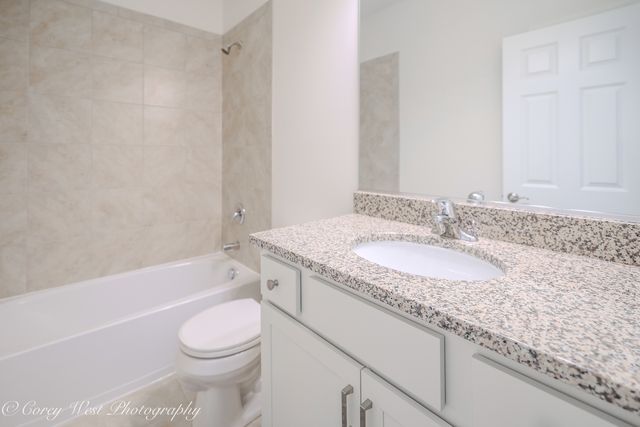 300 N Aspen Drive, Cortland, IL 60112