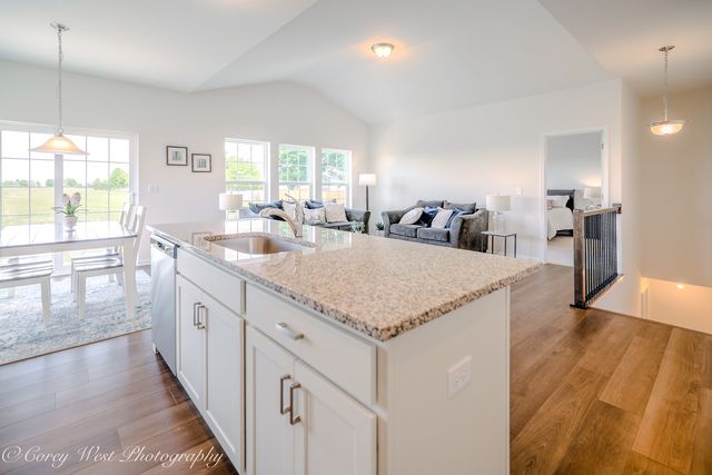 300 N Aspen Drive, Cortland, IL 60112