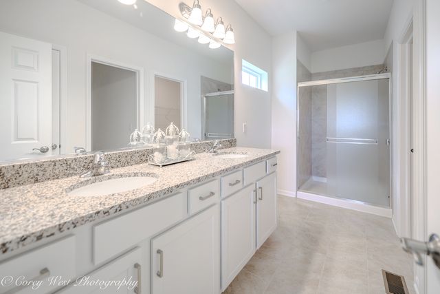 300 N Aspen Drive, Cortland, IL 60112