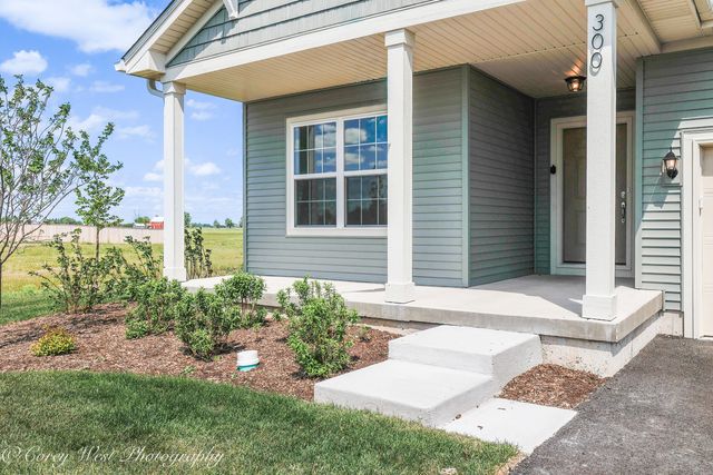 300 N Aspen Drive, Cortland, IL 60112