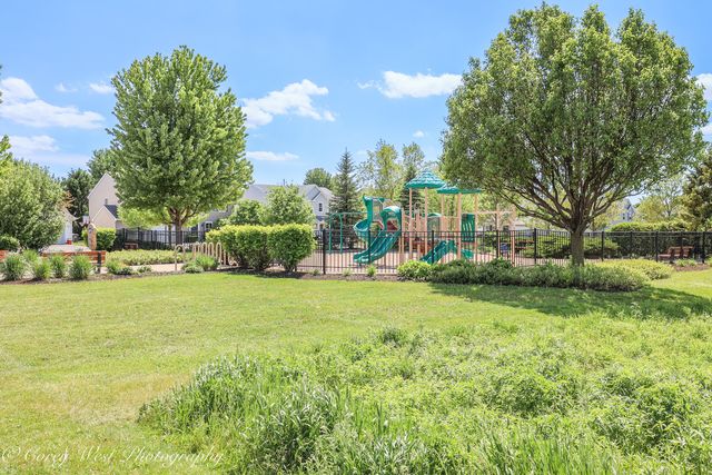 300 N Aspen Drive, Cortland, IL 60112