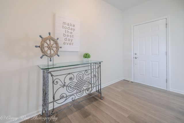 300 N Aspen Drive, Cortland, IL 60112