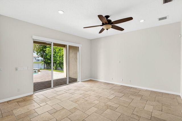 9956 Cobblestone Creek Drive, Boynton Beach, FL 33472