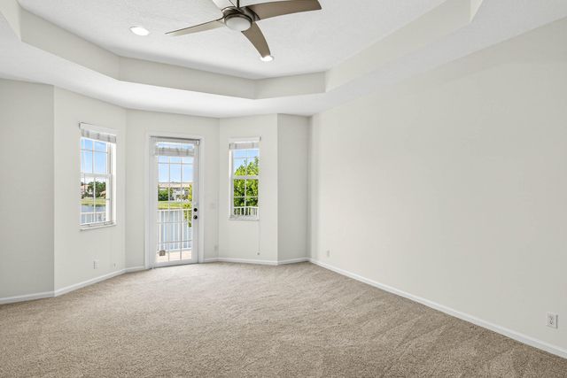 9956 Cobblestone Creek Drive, Boynton Beach, FL 33472