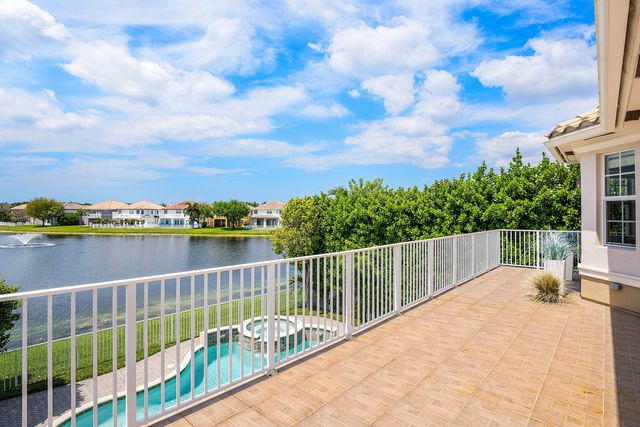 9956 Cobblestone Creek Drive, Boynton Beach, FL 33472
