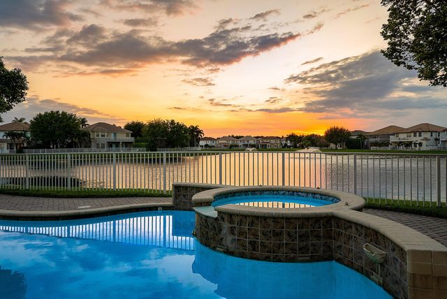 9956 Cobblestone Creek Drive, Boynton Beach, FL 33472