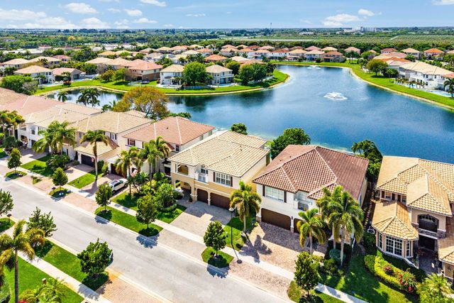 9956 Cobblestone Creek Drive, Boynton Beach, FL 33472