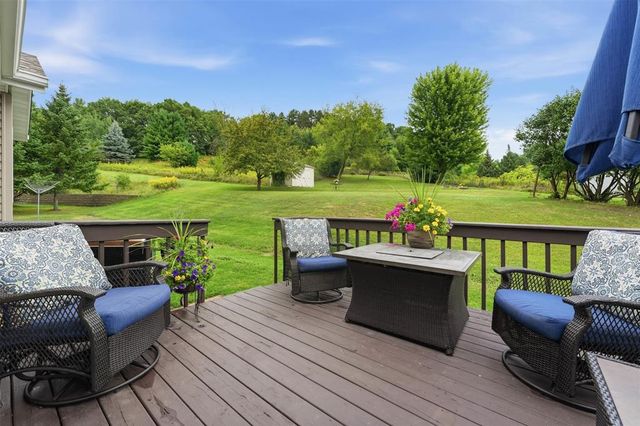 221 La Mans Lane, Eau Claire, WI 54703