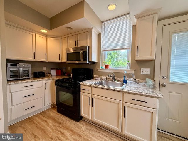 2116 MADISON ST, Chester, PA 19013