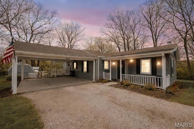 9046 Bunkum Road, Fairview Heights, IL 62208