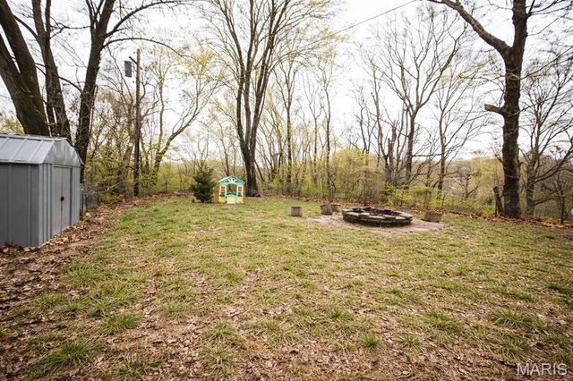 9046 Bunkum Road, Fairview Heights, IL 62208