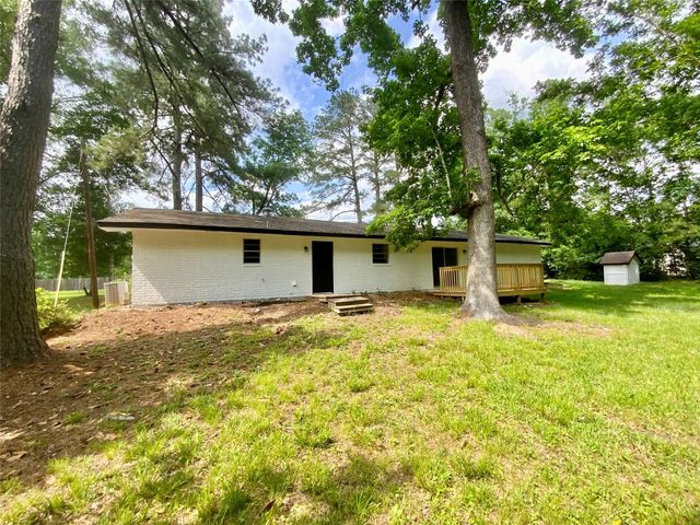 296 Kings Row, Livingston, TX 77351