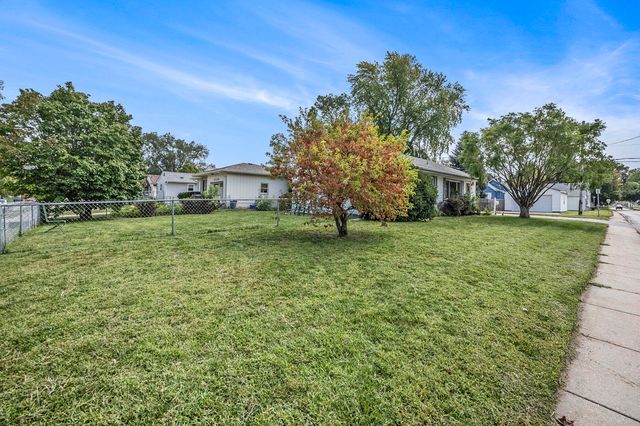 419 N 28TH Street, Council Bluffs, IA 51501