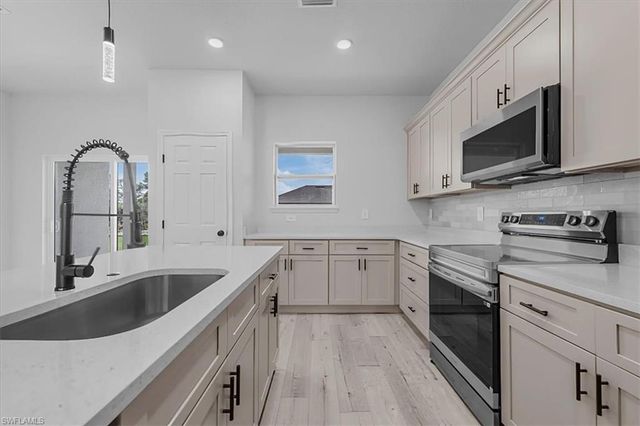 4659 San Ignacio DR, Sebring, FL 33872