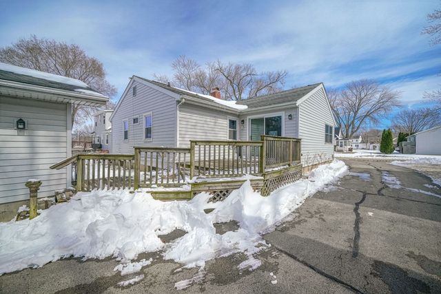 808 S 5th Street, Oregon, IL 61061