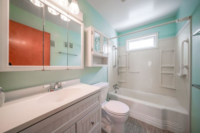 808 S 5th Street, Oregon, IL 61061