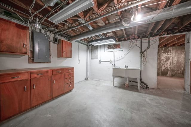 808 S 5th Street, Oregon, IL 61061