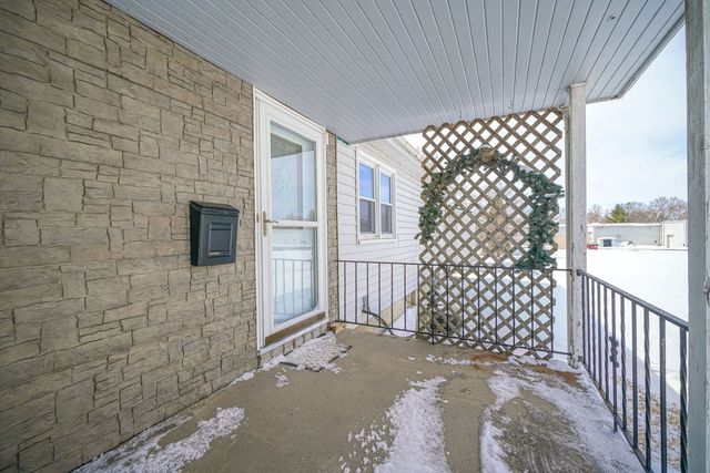 808 S 5th Street, Oregon, IL 61061