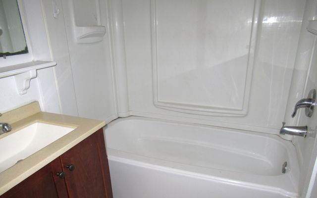 3 Shipman Circle, Ann Arbor, MI 48104