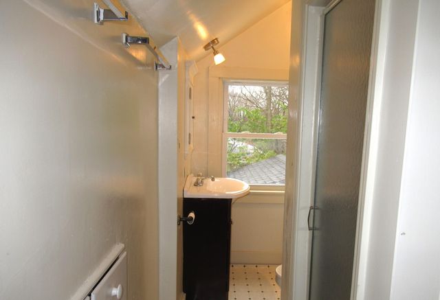 3 Shipman Circle, Ann Arbor, MI 48104