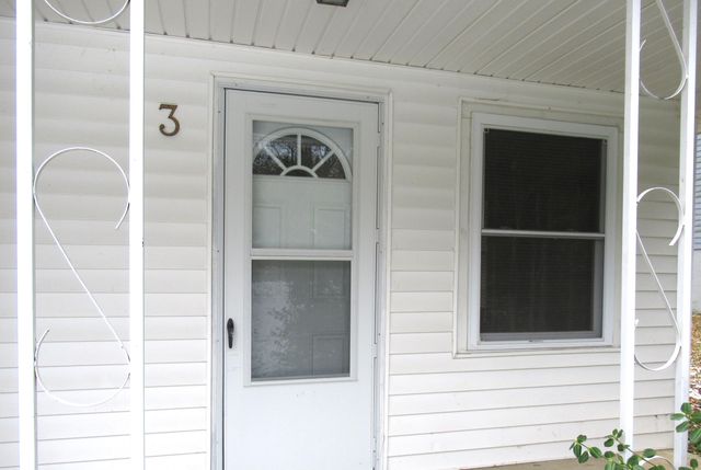 3 Shipman Circle, Ann Arbor, MI 48104