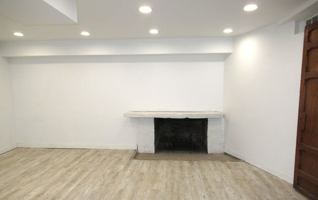 3 Shipman Circle, Ann Arbor, MI 48104