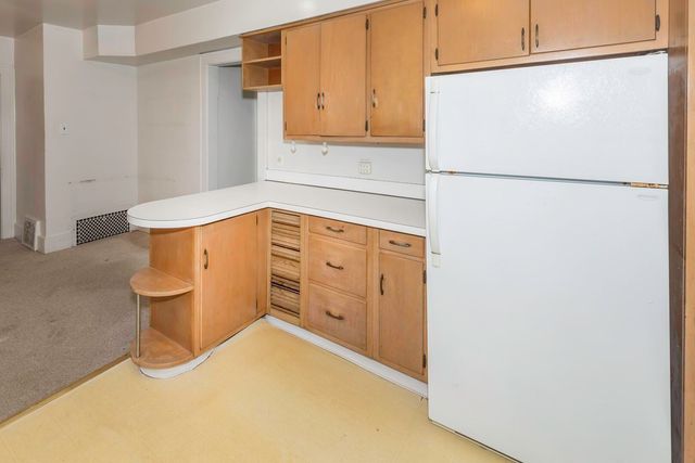 3 Shipman Circle, Ann Arbor, MI 48104