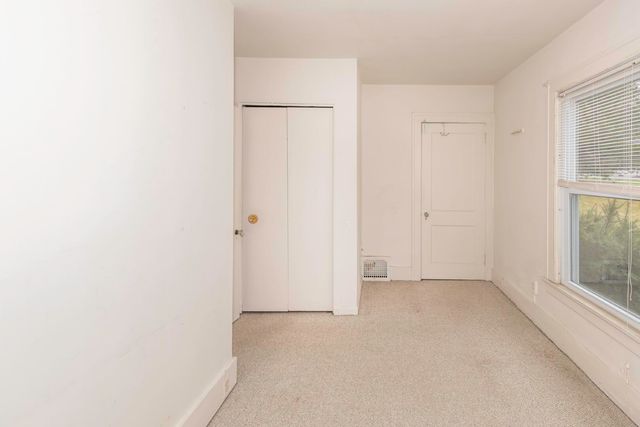 3 Shipman Circle, Ann Arbor, MI 48104